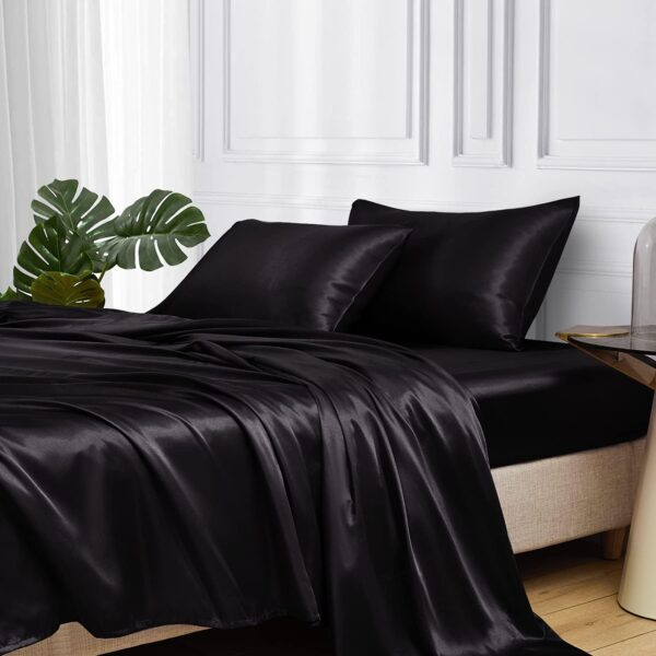 Queen Satin Sheet Set – 4-Piece Silky Bedding with 15" Deep Pockets