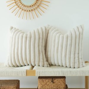 2-Pack Faux Fur Throw Pillow Covers, Soft Cushion Cases – Beige, 18" x 18" 4o